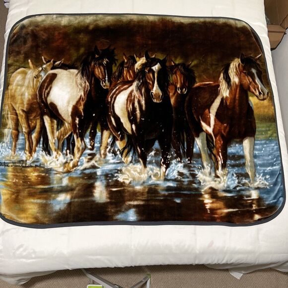 NORTHWEST Fleece Throw Blanket Rush Hour Horses Victoria Wilson Schultz 46"x58" - Picture 1 of 16